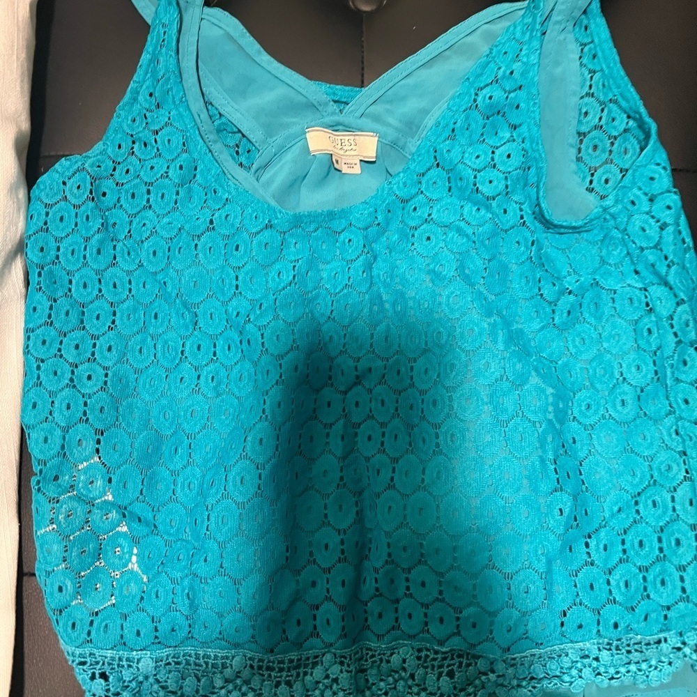 Guess Top - Picture 4 of 4